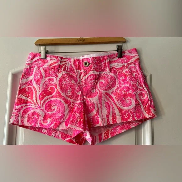 Lilly Pulitzer Vibrant Pink Patterned Walsh Shorts - Picture 1 of 8